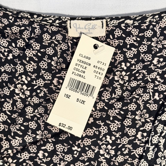 NWT Brandy Melville John Galt Tie Front Babydoll Top - Picture 2 of 3